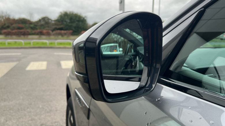 Jaguar F-Pace 2.0 P400e R-Dynamic SE Black 5dr Auto AWD Estate